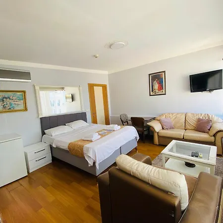 Отель Kalamari Otel 2 Адалар