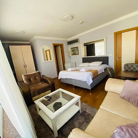 Kalamari Otel 2 Отель *